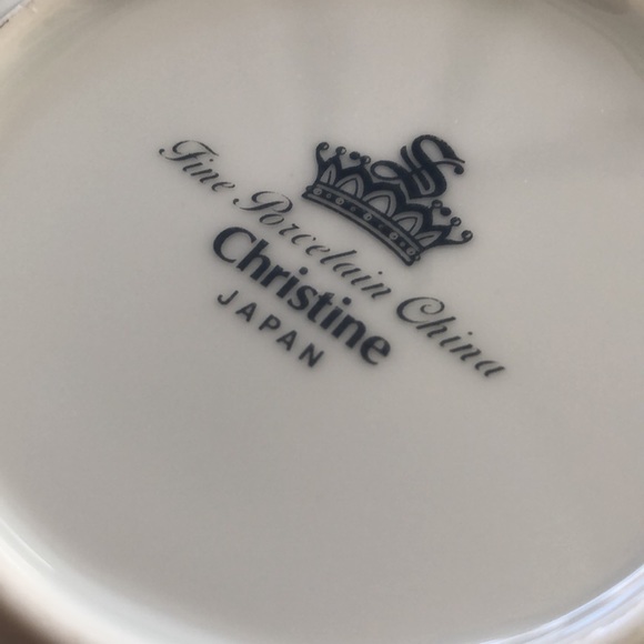 Fine Porcelain China Saucers and Small Bowls - Picture 3 of 4